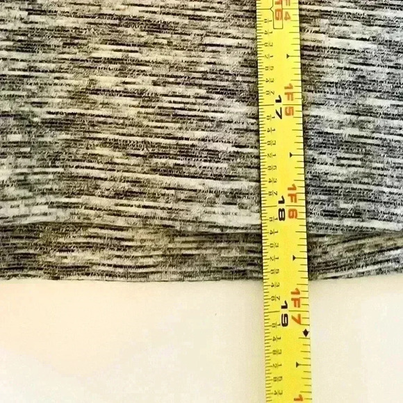 Gap Skater Skirt in Space-Dye Gray (SZ M) - Picture 4 of 5